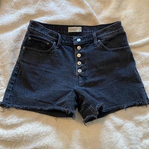 Abercrombie High Rise 4” Jean Short